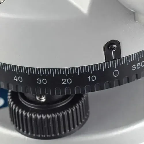 Bosch GOL 26 D Professional оптический нивелир + бленда, кейс, ключ, отвес и регулировочный штифт 0601068000