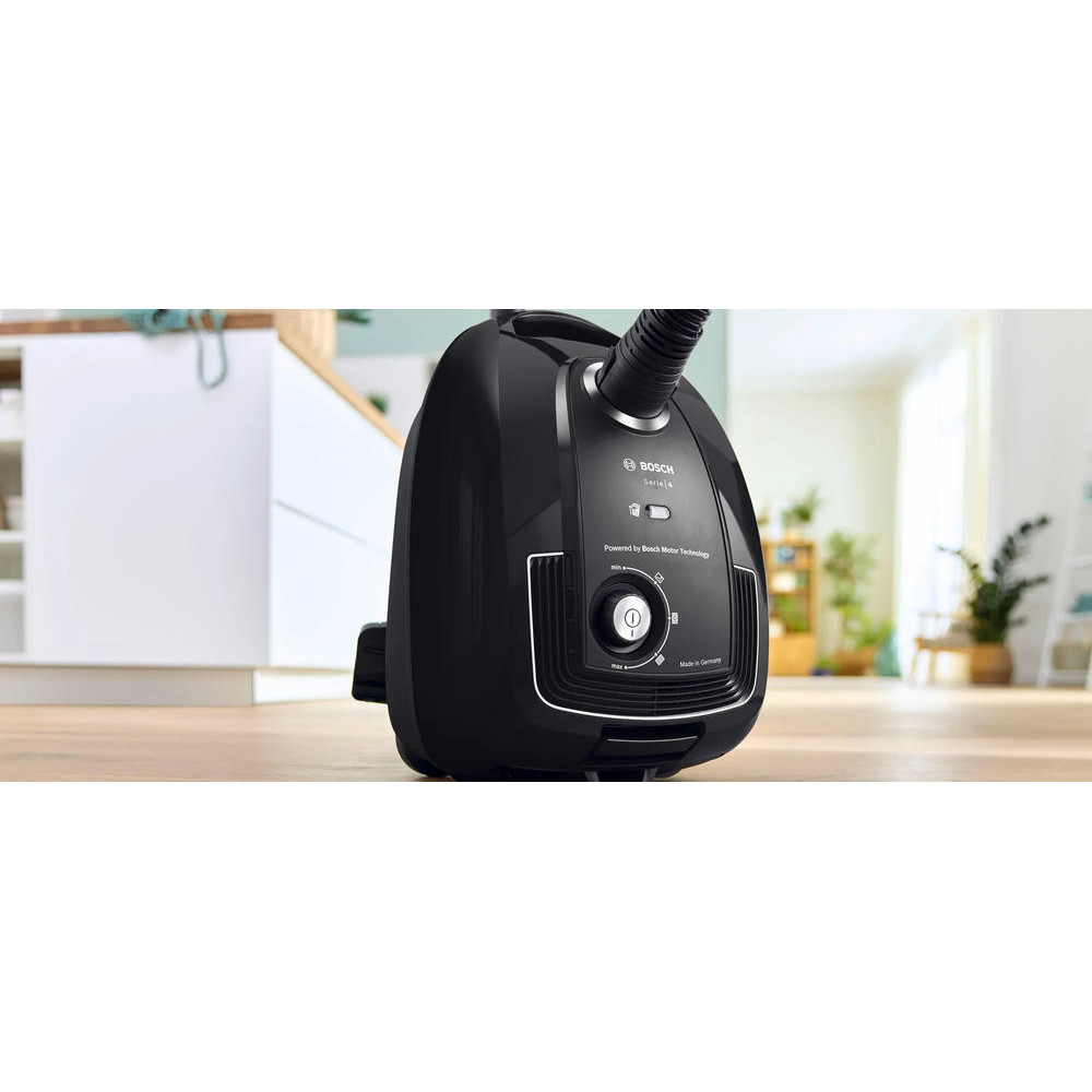 Пылесос Bosch BGB38BA1