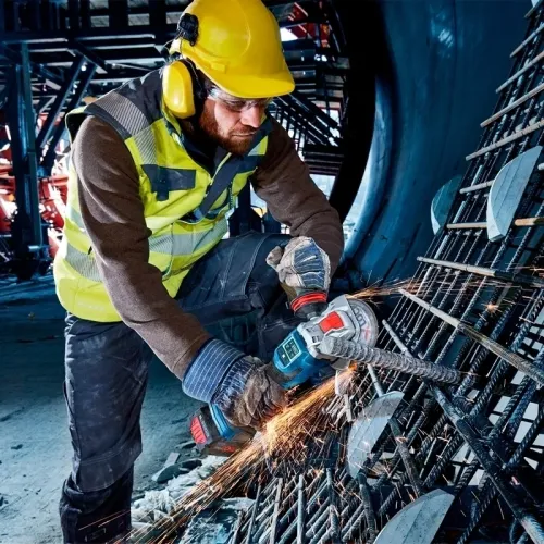 Bosch GWX 18V-15 SC Professional аккумуляторная болгарка (2 x 8 Ач, ЗУ), 06019H6501