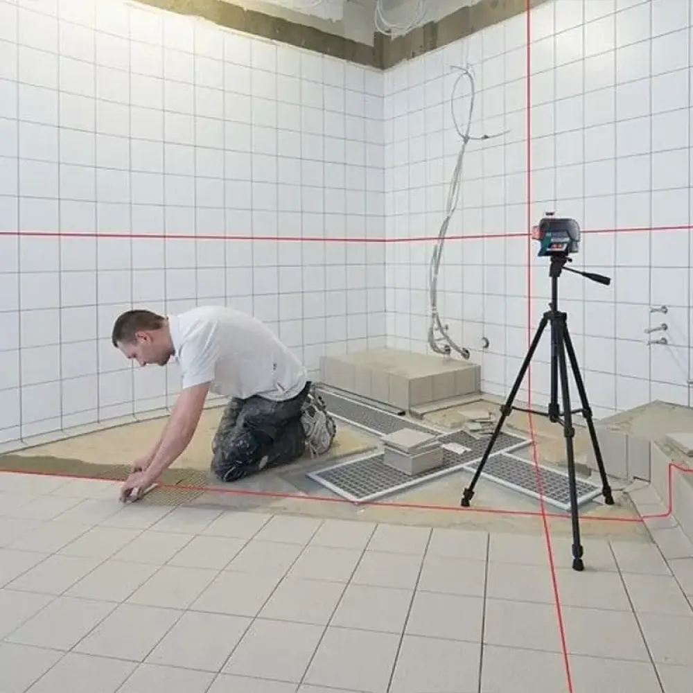 Bosch GLL 3-80 C Professional лазерный нивелир со штативом BT 150, 0601063R01