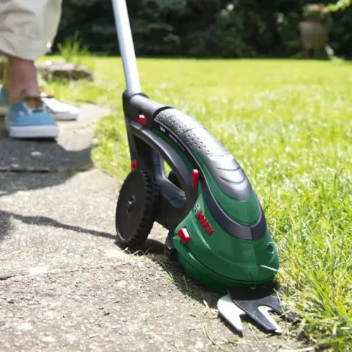 Bosch Isio 3 аккумуляторные ножницы (1 x 1.5 Ач, ЗУ) с 2 ножами, 0600833108